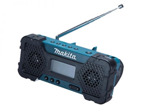 Аккум. радио MAKITA MR 051 в кор. (без аккумуляторов,) Аккум. радио MAKITA MR 051 в кор. (без аккумуляторов,)
